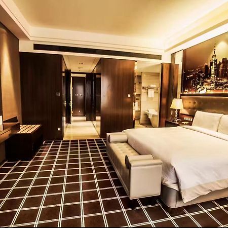 Royal Century Hotel Shanghai Exterior photo