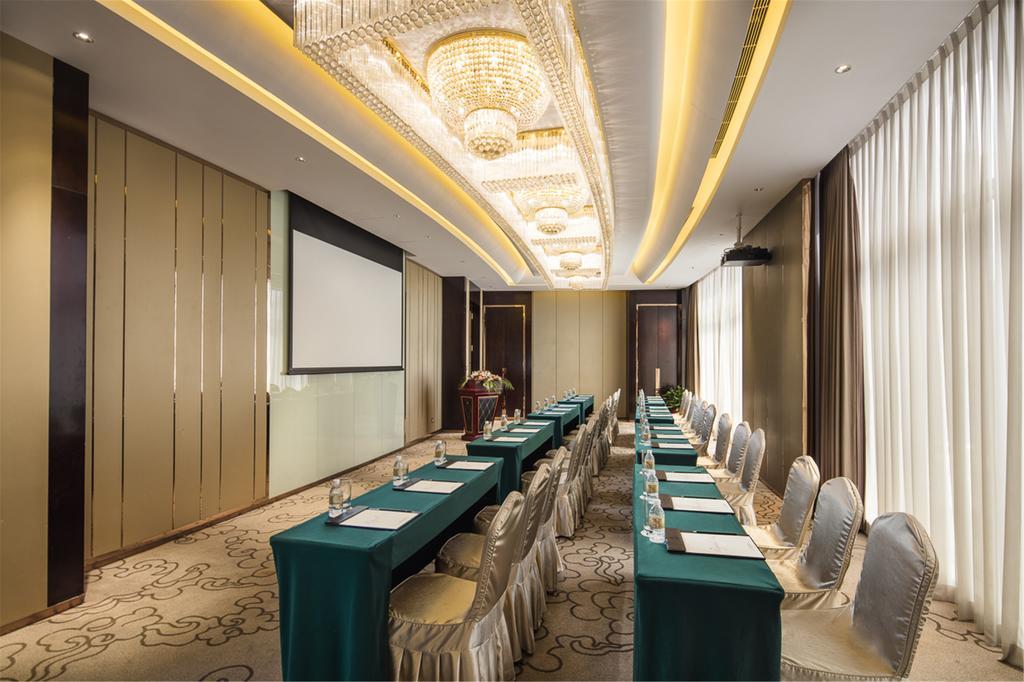 Royal Century Hotel Shanghai Exterior photo