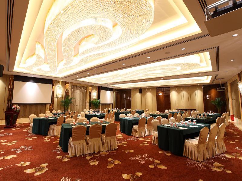Royal Century Hotel Shanghai Exterior photo