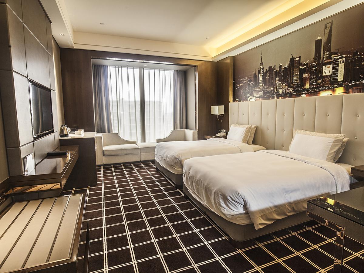 Royal Century Hotel Shanghai Exterior photo