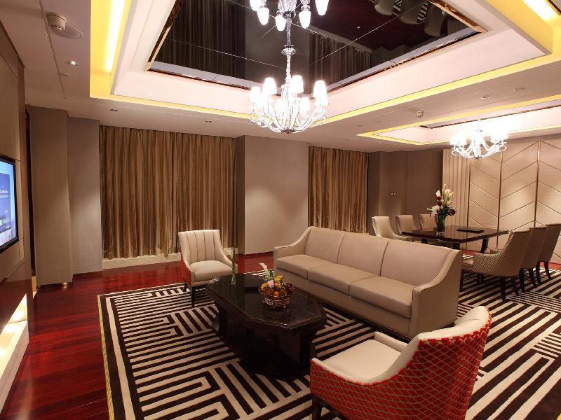 Royal Century Hotel Shanghai Exterior photo